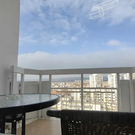 Urban Haven Apartament