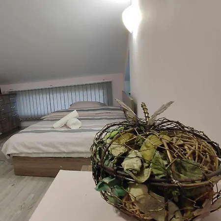 Urban Haven Apartament Warna