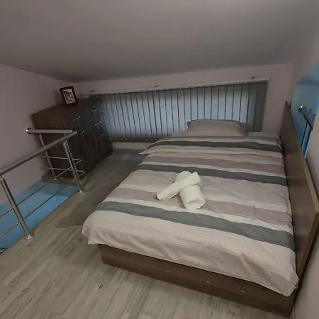 Urban Haven Apartament Apartament Warna