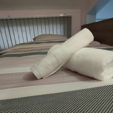 Urban Haven Apartament *